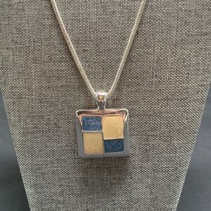 Vintage Necklace Silver White Blue Pendant 18 inches Non-Magnetic